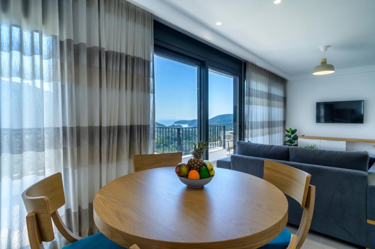 Suites Of Happiness Parga Exterior photo