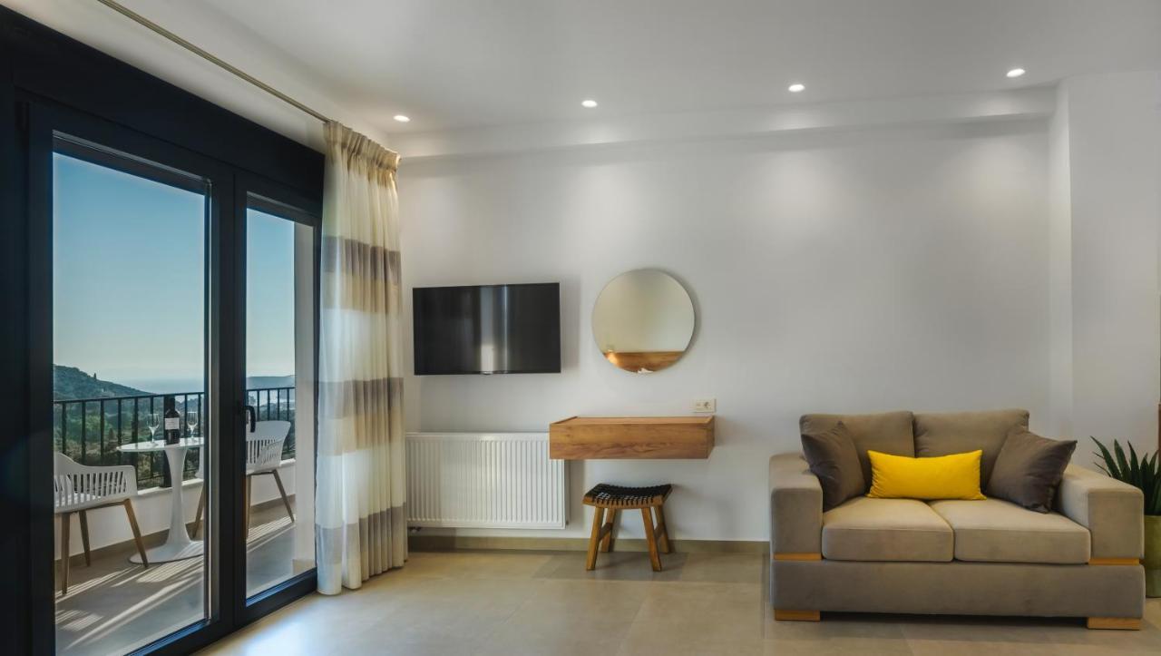 Suites Of Happiness Parga Exterior photo