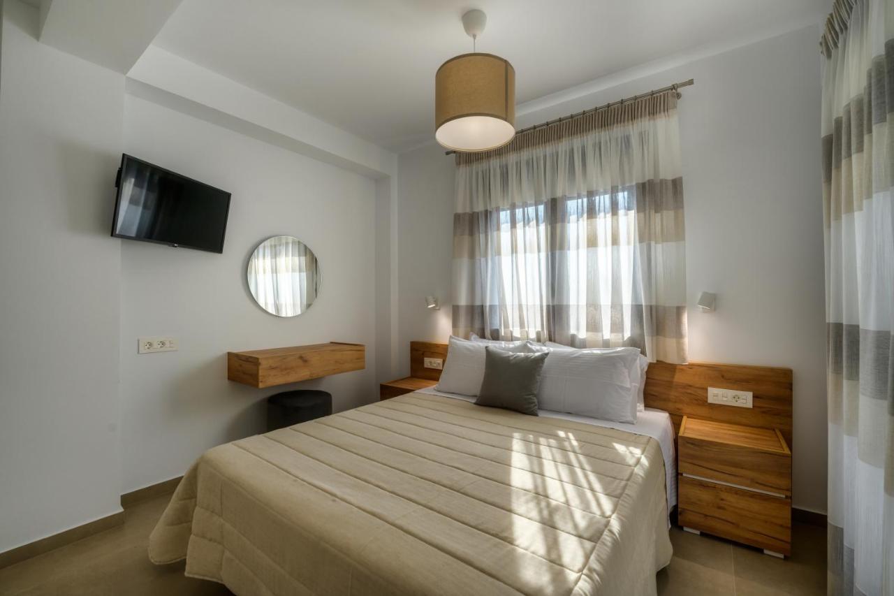 Suites Of Happiness Parga Exterior photo