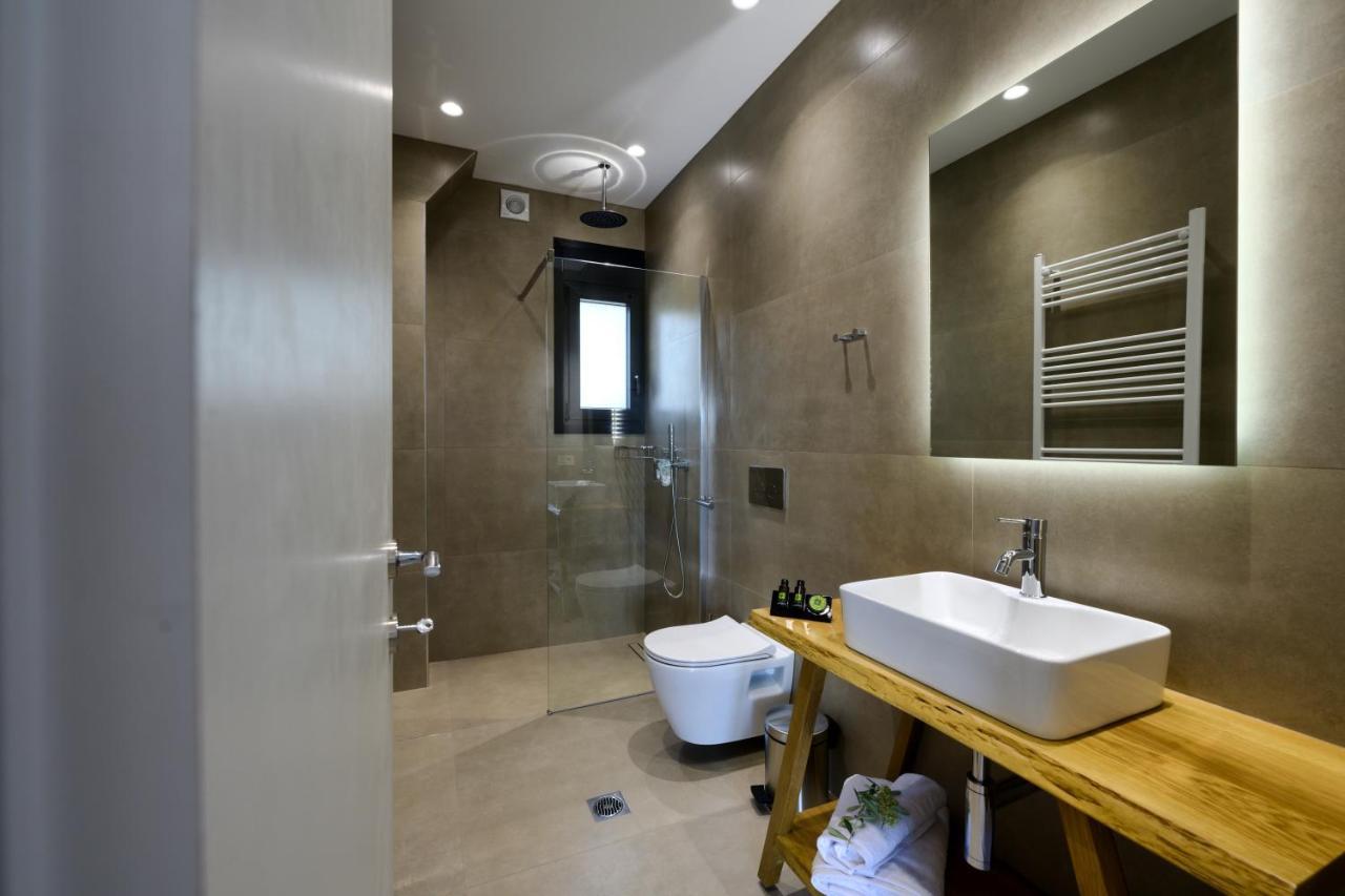 Suites Of Happiness Parga Exterior photo
